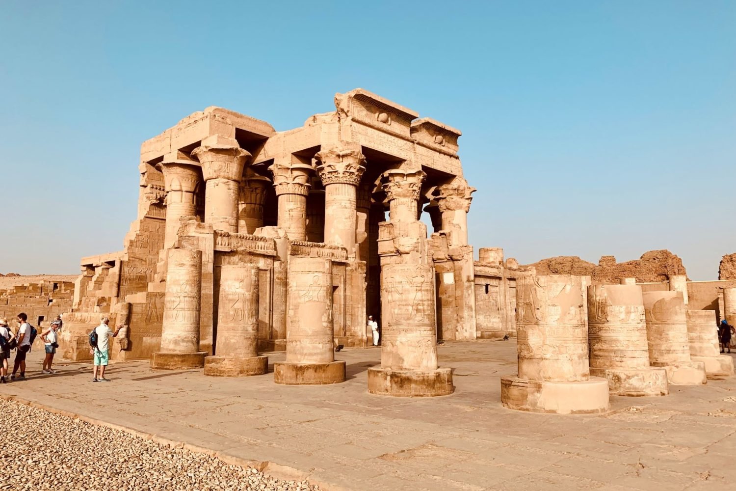 10 Day Egypt Budget Tour: Cairo, Alexandria, Luxor And Aswan
