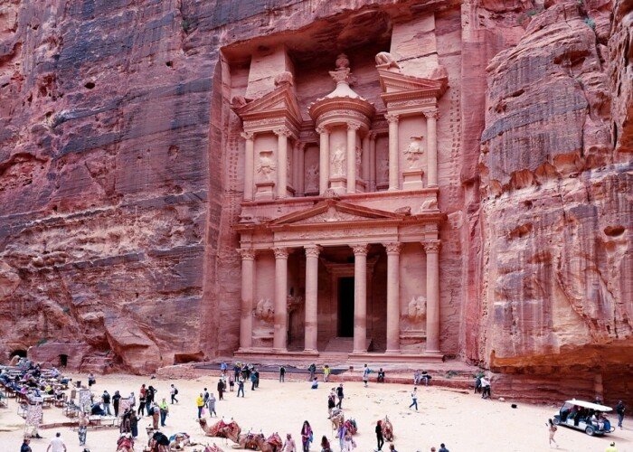 Classic 10 Day Egypt & Jordan Tour Package With Nile Cruise