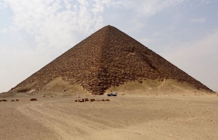 Tour To Giza Pyramids, Sphinx, Saqqara And Dahshur