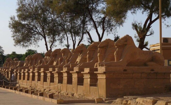 Egypt 10 Day Tour With Dahabiya Nile Cruise From Australia
