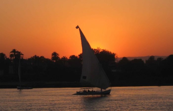 Giro in feluca all'isola delle banane a Luxor