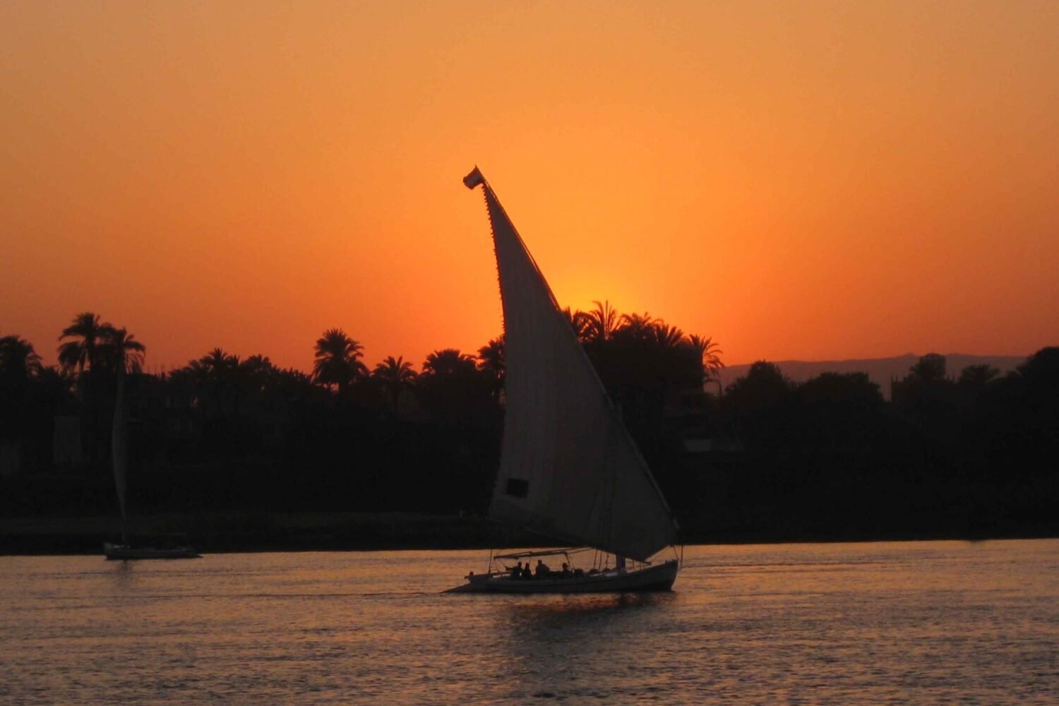 A Week In Egypt: Pyramids, Felucca Cruise And Ancient Temples