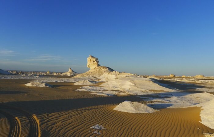 White Desert Expedition: A 3-Day Tour From Cairo