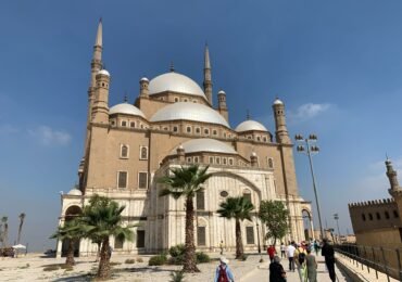 Egypt 8 Days Tour With Dahabiya Cruise From USA