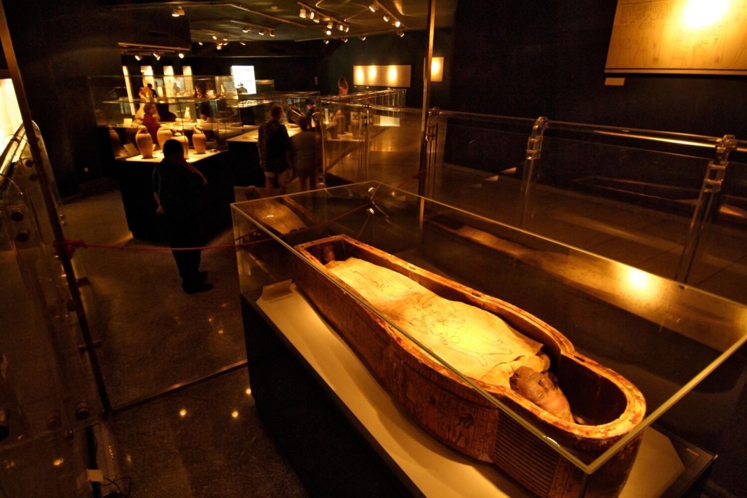 Tour To Luxor Museum & Mummification Museum