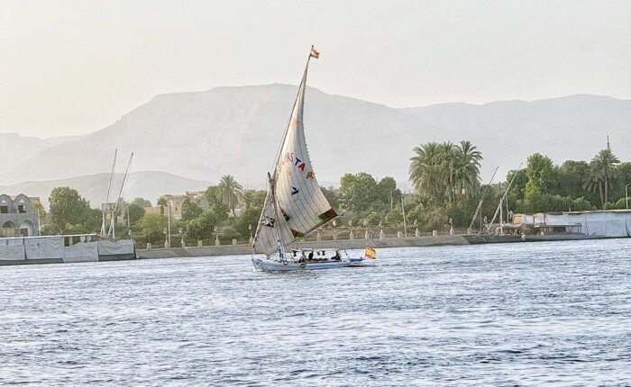 12 Day Egypt Tour by Felucca: Pyramids, Two Nights Under Sail & the Red Sea