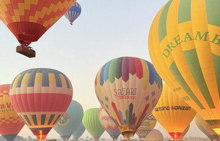 17 Day Egypt Tour Package: Pyramids, Nile, Desert, Red Sea