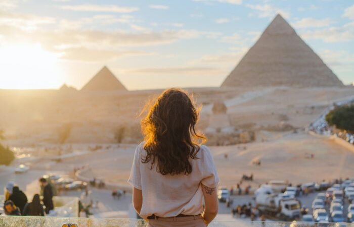 16-Day Egypt Solo Tour with Dahabiya Cruise & Desert Safari