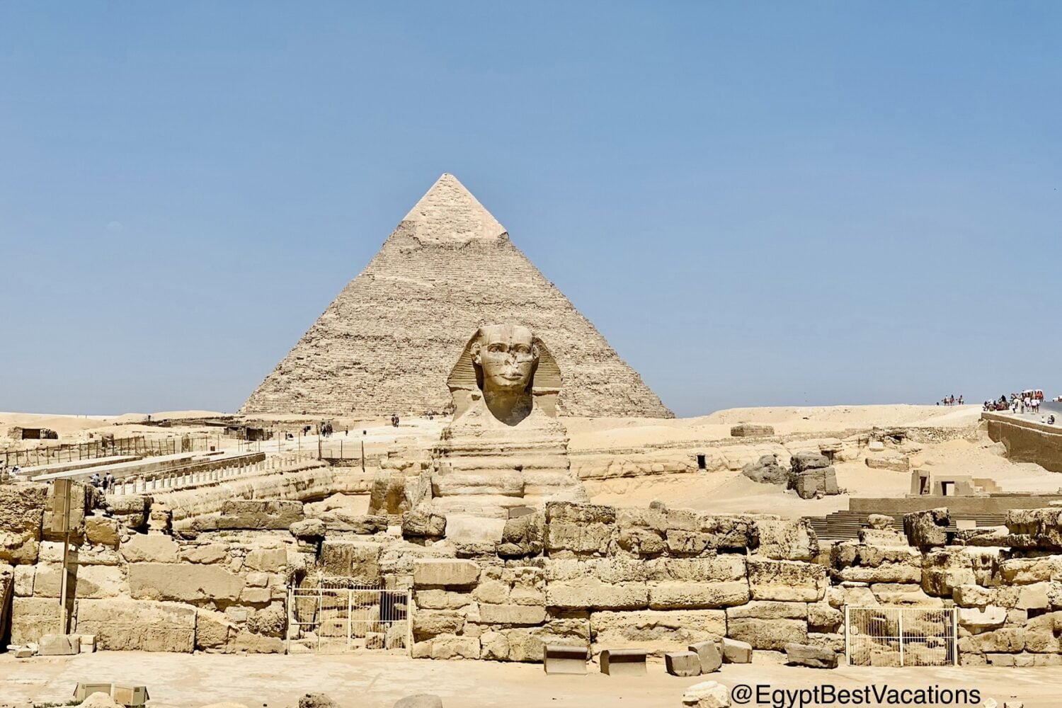 18-Day Egypt Adventure: Pyramids, Dahabiya Cruise & Red Sea