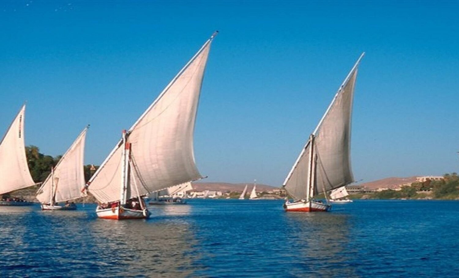 19-Day Egypt Adventure Pyramids, Felucca Cruise & White Desert