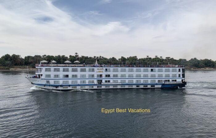 4 Nights Luxor to Aswan Nile Cruise For Singles