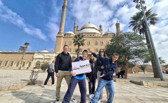 5 Day Cairo and Luxor Family Vacation: Pyramids, Pharaohs' Tombs & Karnak