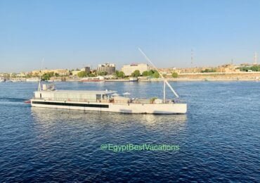 13 Day Tour of Egypt with Dahabiya Cruise & Desert Safari