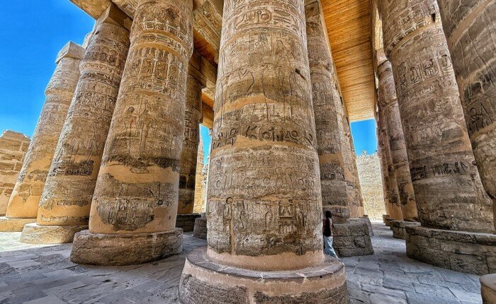 13 Day Tour of Egypt with Dahabiya Cruise & Desert Safari