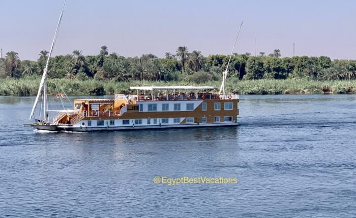 7 Day Cairo & Dahabiya Cruise Tour From Netherlands