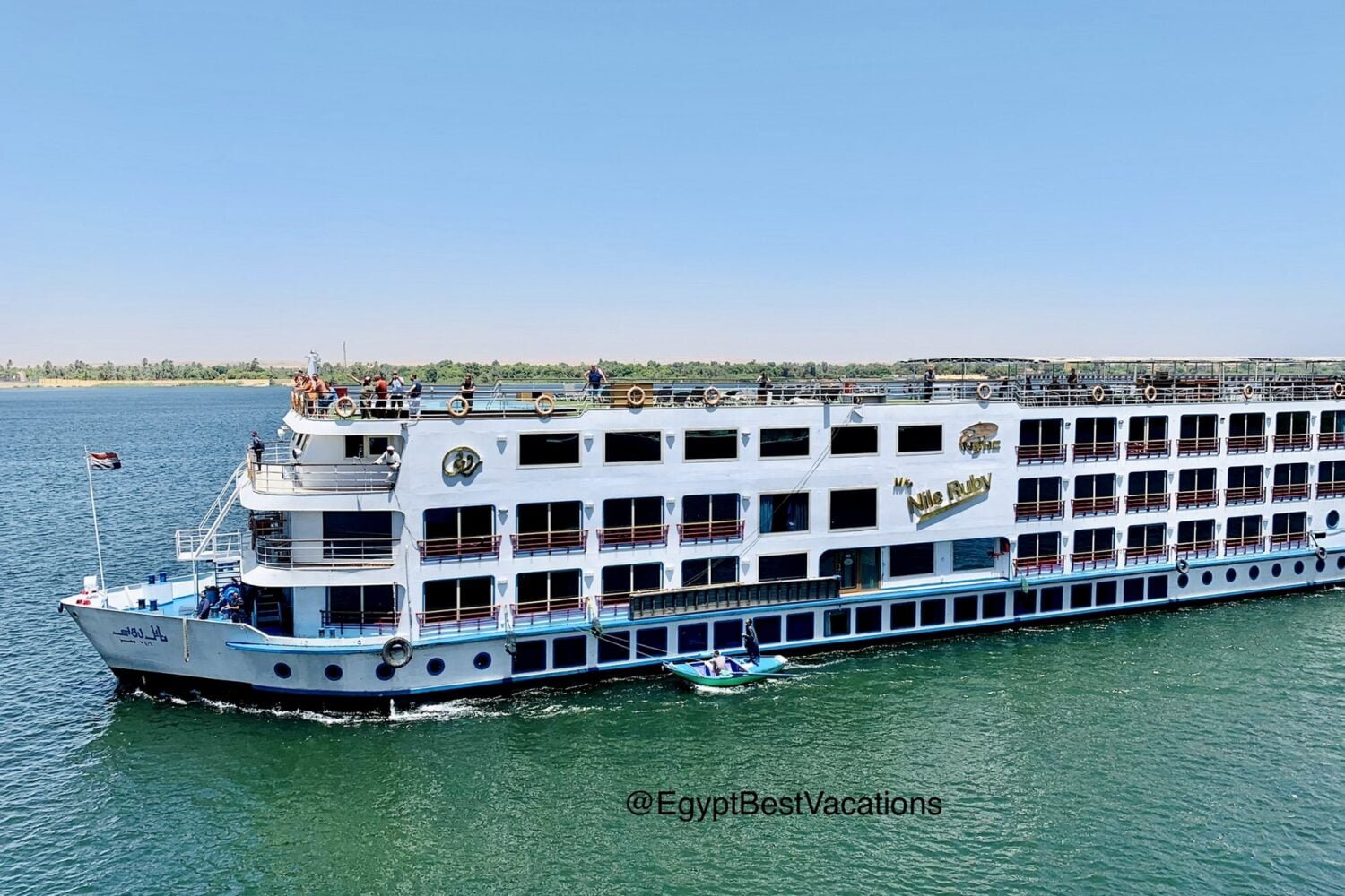 9 Day Cairo & Nile Cruise Vacation For Singles From USA