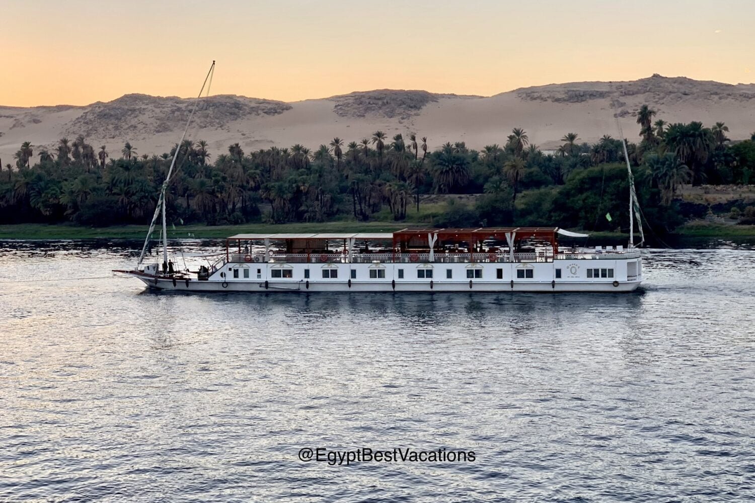 9 Day Tour Cairo & Dahabiya Cruise From Malaysia