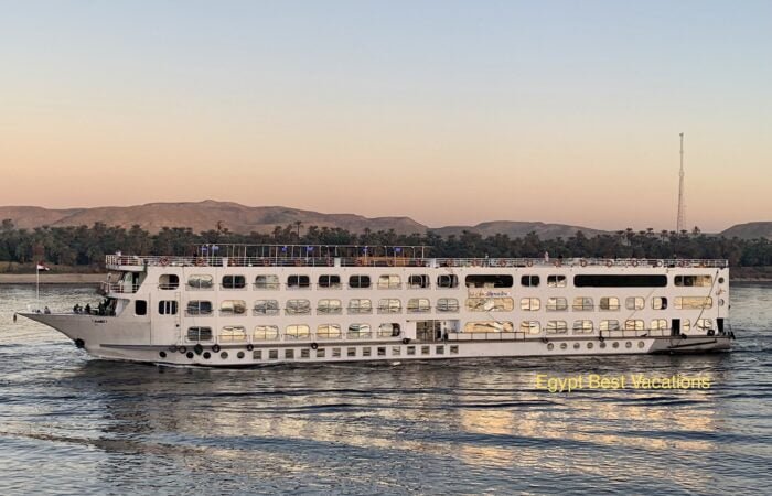 4 Days Aswan To Luxor Nile Cruise From Canada