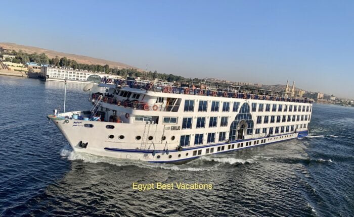 6 Days Cairo & Nile Cruise Holiday For Singles From UK