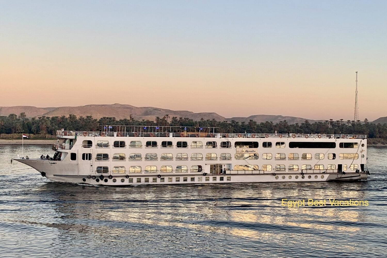 4 Day Luxury Nile Cruise From Aswan To Luxor