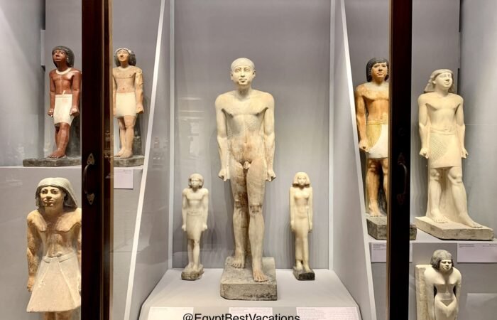 10 Day Cairo, Dahabiya Cruise & Hurghada Tour From Malaysia