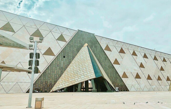 5-Day Luxury Cairo & Sharm El Sheikh Tour: Pyramids & Red Sea