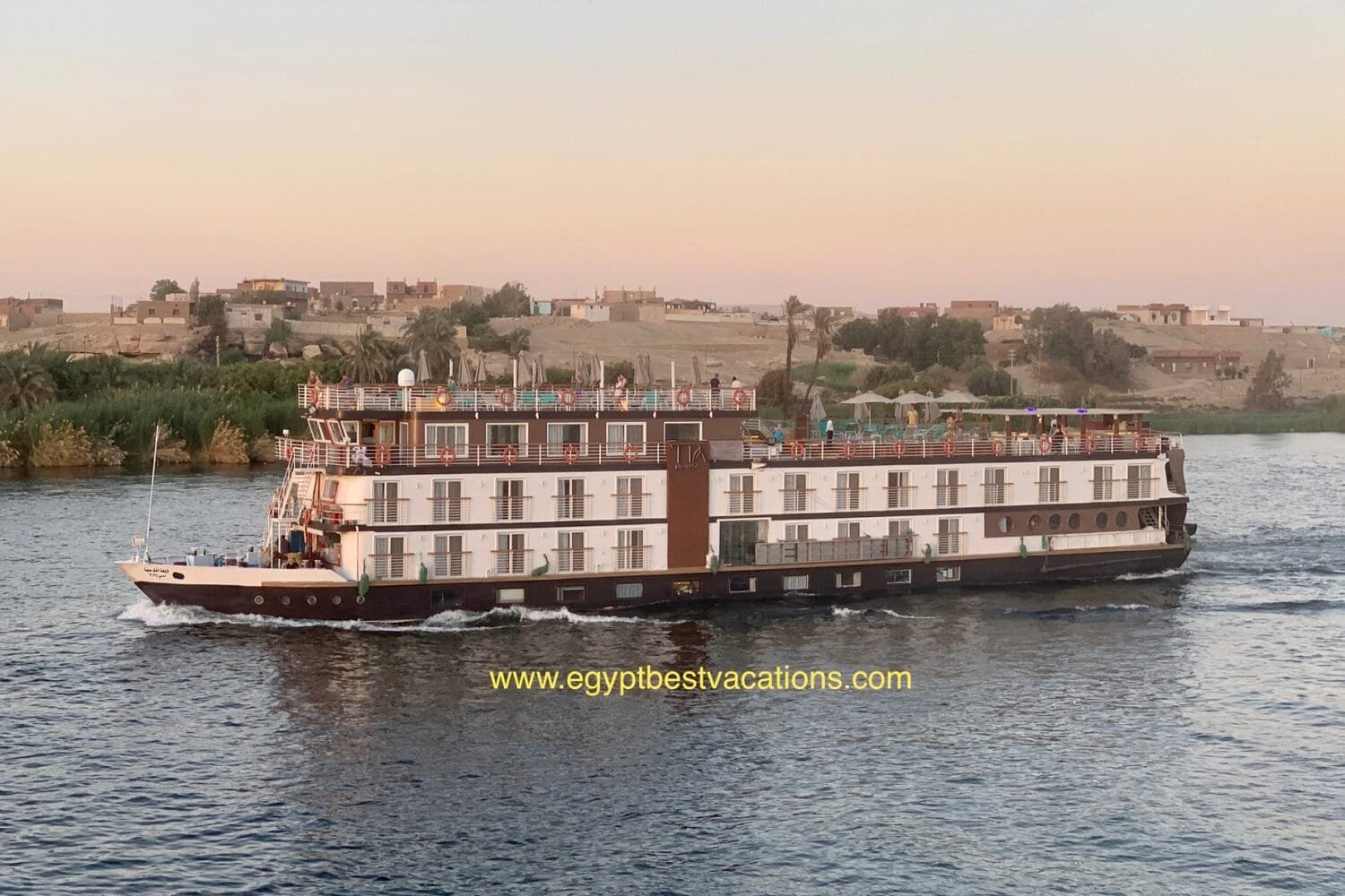 13 Day Luxury Vacation Egypt: Cairo, Nile Cruise & Hurghada