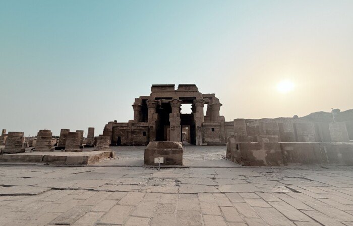 15 Day Egypt Luxury Vacation Cairo, Abu Simbel, Nile, Hurghada