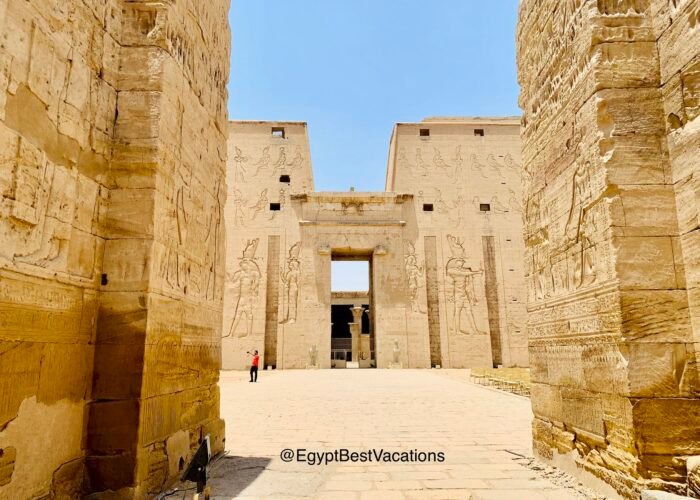 8 Day Egypt Tour From Singapore: Cairo & Nile Cruise Package