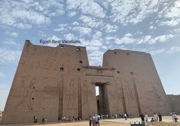 11 Day Cairo, Nile Cruise & Hurghada Christmas Vacation