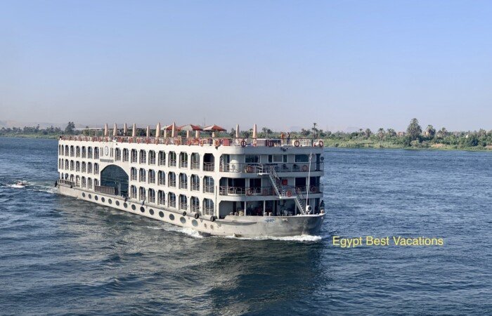 4 Nights Luxor to Aswan Nile Cruise from South Africa