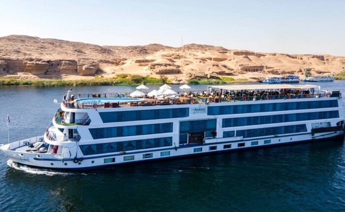 MS Amwaj Livingstone Nile Cruise Ship