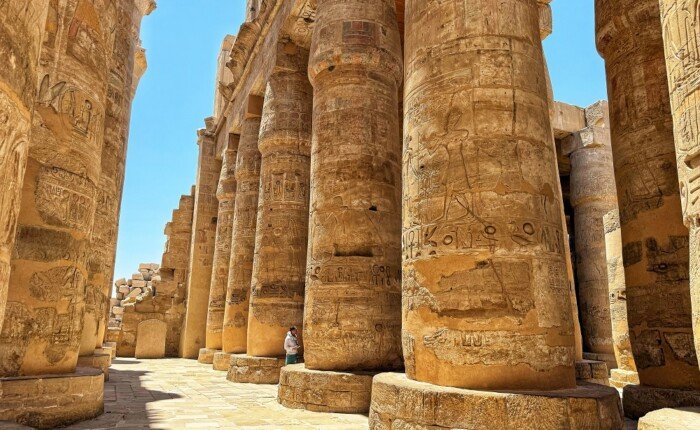 6 Day New Year in Egypt: Pyramids & Nile Cruise
