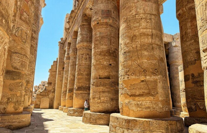 6 Day New Year in Egypt: Pyramids & Nile Cruise