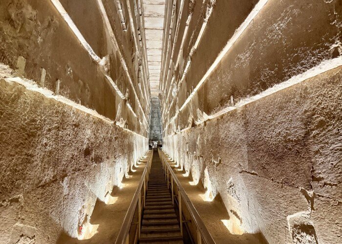10 Day Private Great Pyramid Meditation Tour: King's Chamber, Philae and the Nile by Dahabiya